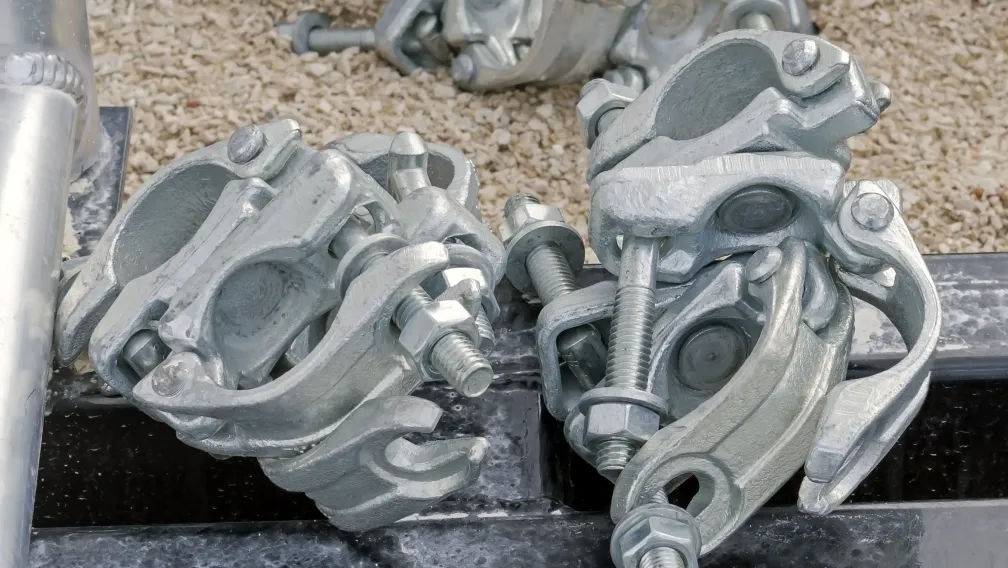 Drop-Forged vs. Pressed Steel Scaffold Fittings: Load Capacities and Selection